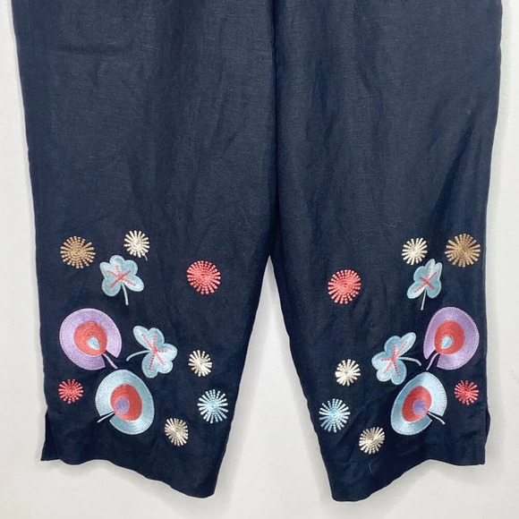 Larry Levine Petite 10P Black Embroidered Linen Blend Cropped Pants Floral Boho - Picture 6 of 12